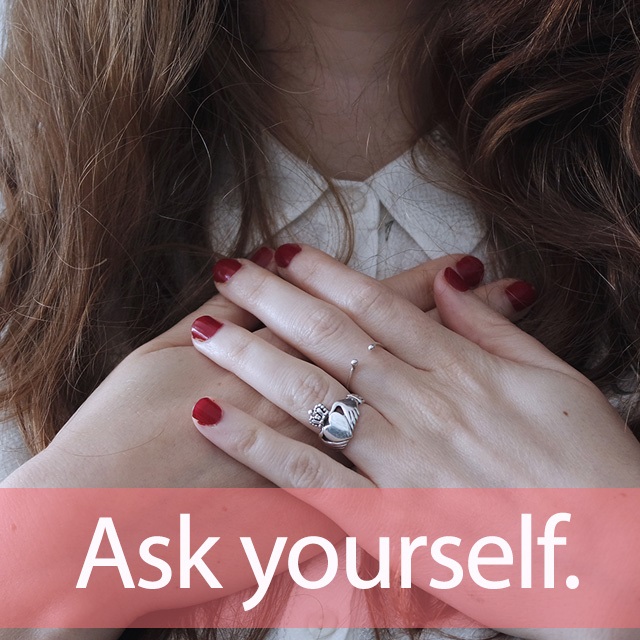 KAT-TUN「Ask Yourself」を知ってれば…ゼッタイ話せる英会話→ Ask yourself.